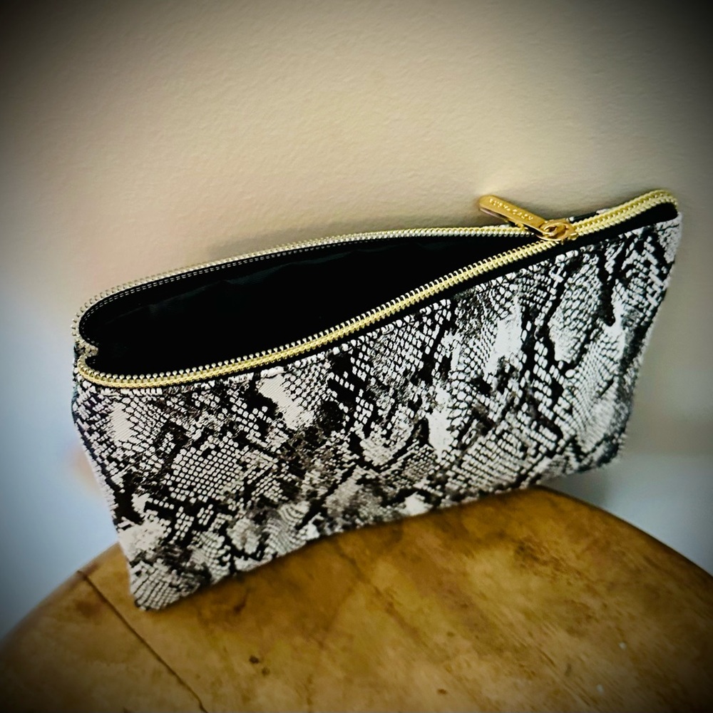 Ruby+Cash clutch/accessory bag.
